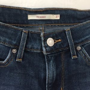 Levi 711 Skinny Jeans